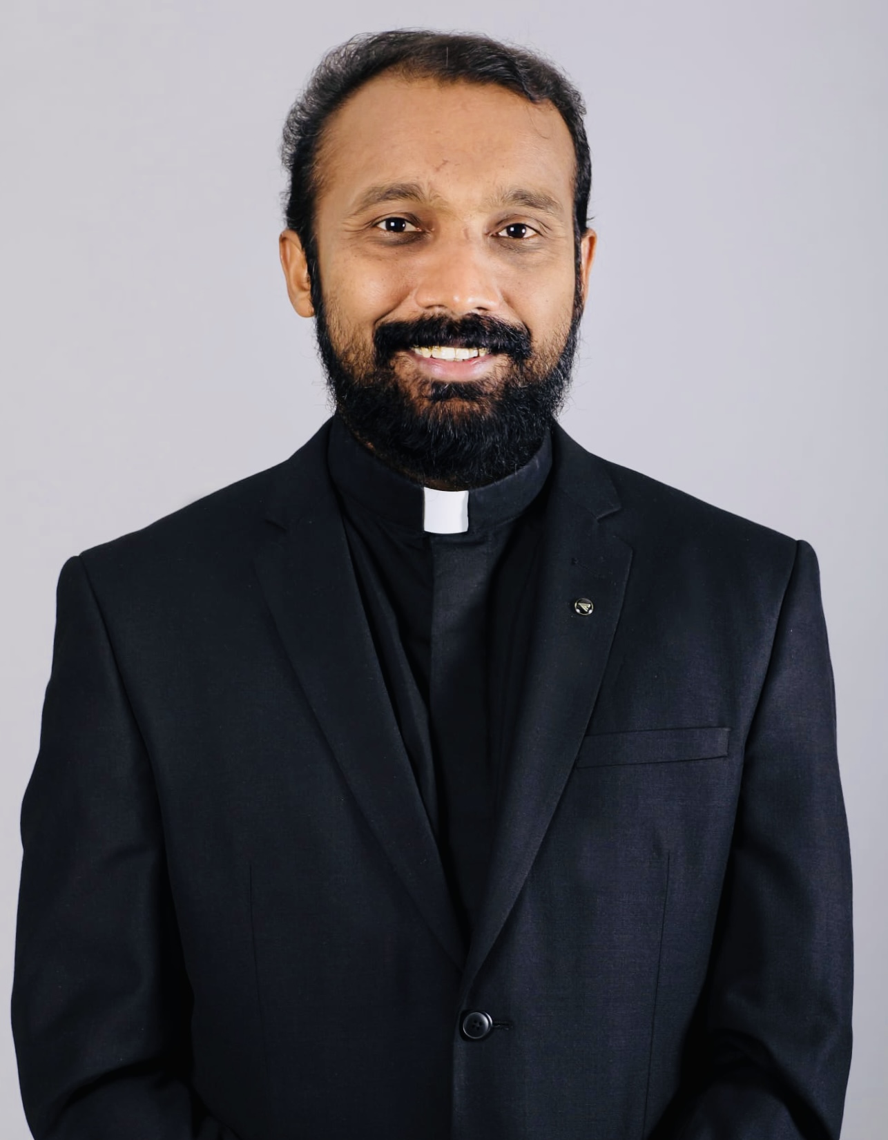 Fr. Padinjareputhenpura Jomy CMI